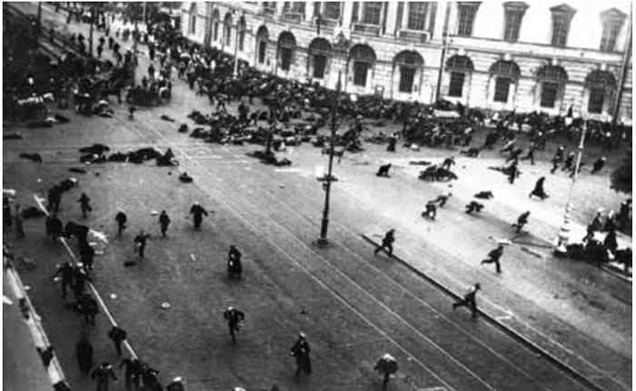 Lupte de stradă între manifestanţii revoluţionari și armata rusă la Sankt Petersburg (1917)