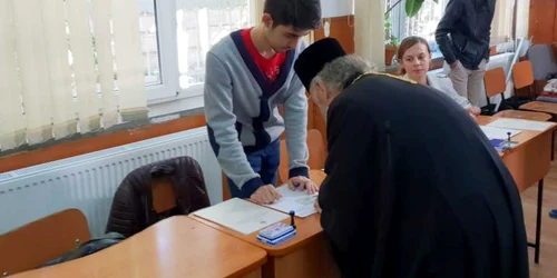 IPS Casian la referendum FOTO Costiuc Petrică