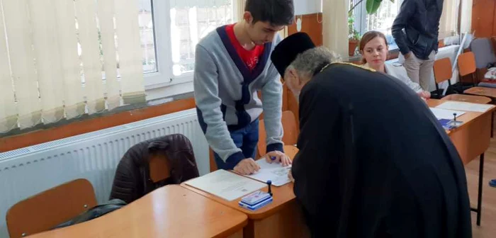 IPS Casian la referendum FOTO Costiuc Petrică