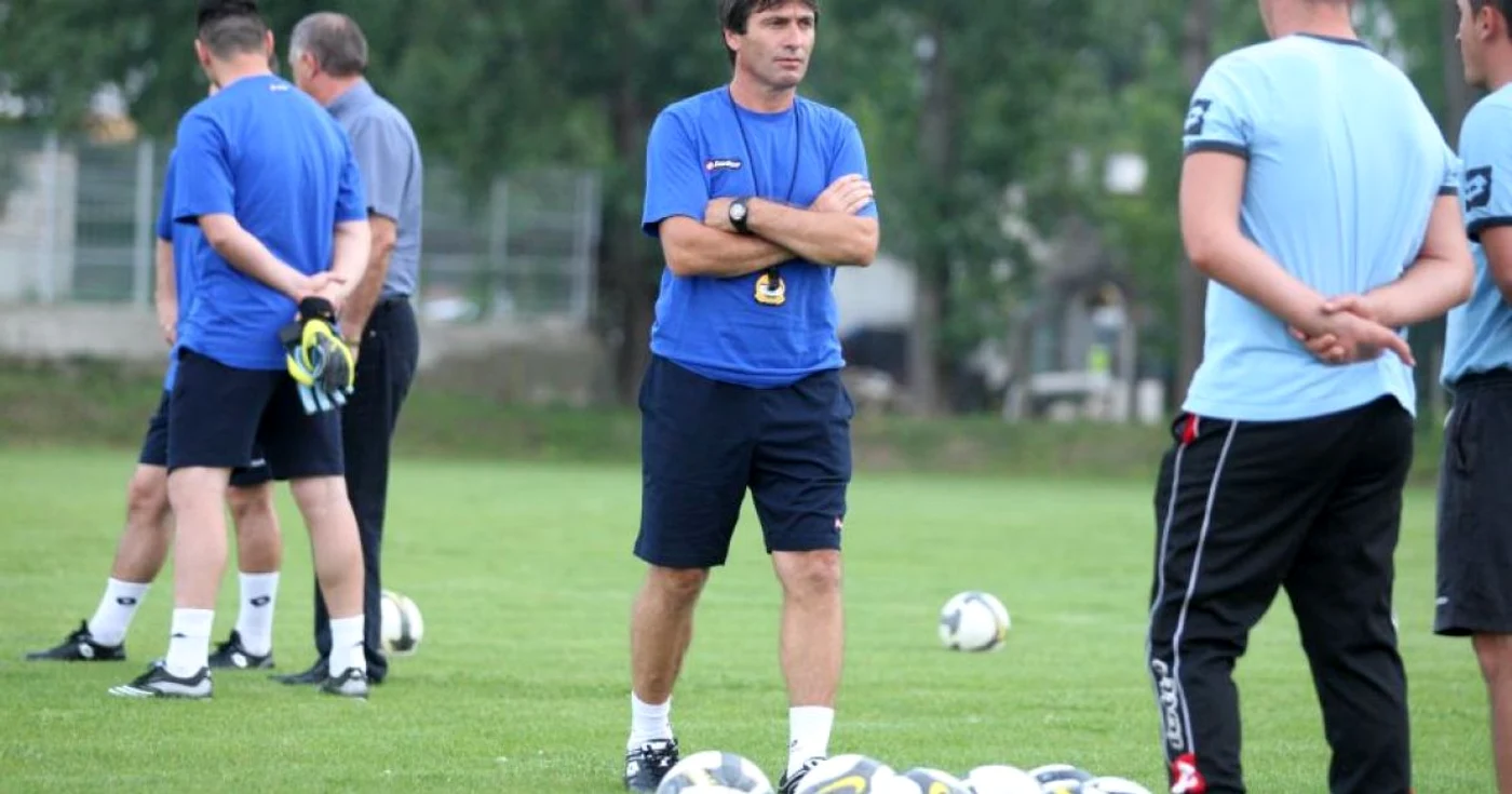 Iosif Rotariu la un antrenament cu Poli Timişoara
