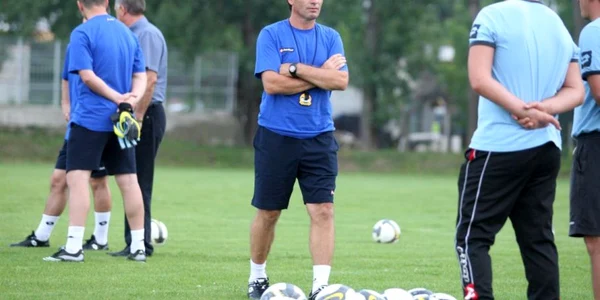 Iosif Rotariu la un antrenament cu Poli Timişoara