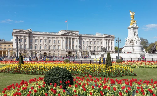 Buckingham Palace face angajări