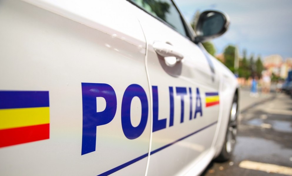 Agresiune în trafic pe un bulevard din Galați: un șofer a fost scos cu forța din mașină și a fost bătut de doi bărbați