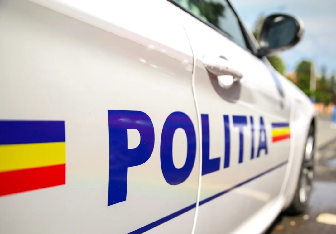 Masina politie autospeciala Politia Romana FOTO Shutterstock