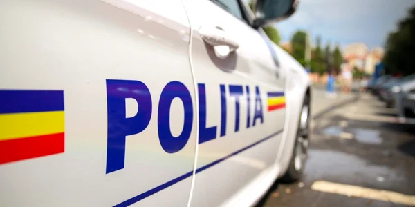 Masina politie autospeciala Politia Romana FOTO Shutterstock