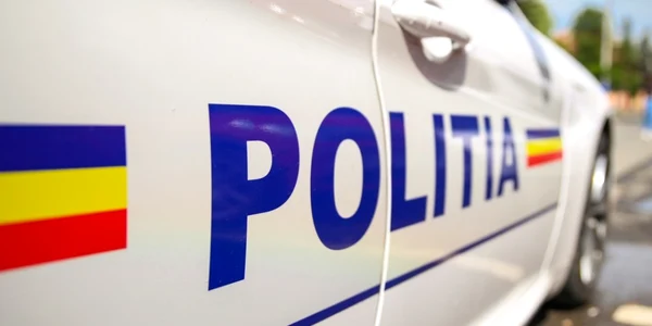 Masina politie autospeciala Politia Romana FOTO Shutterstock