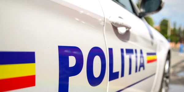 Masina politie autospeciala Politia Romana FOTO Shutterstock