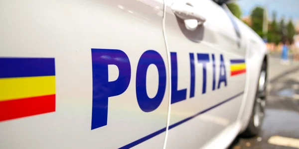 Masina politie autospeciala Politia Romana FOTO Shutterstock