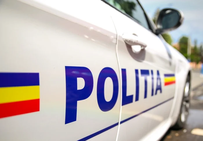 Masina politie autospeciala Politia Romana FOTO Shutterstock
