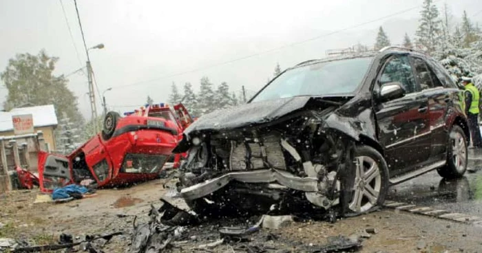 Bolidul condus de Huidu a fost parţial distrus în accident