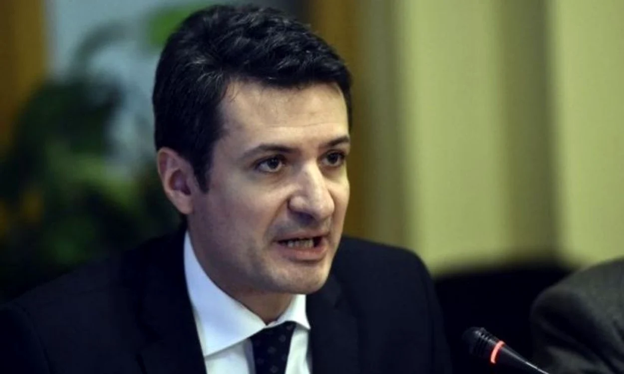 
    Patriciu Achimaș Cadariu a demisionat luni din funcția de ministru al sănătății  