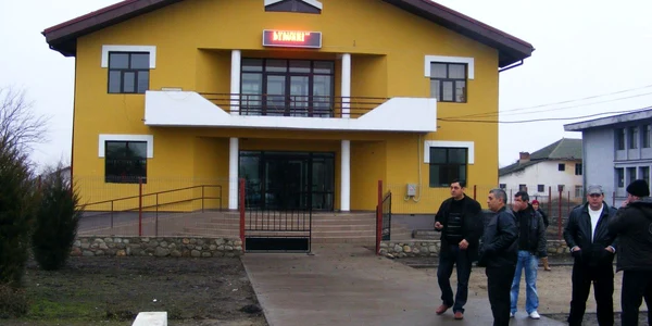 sediul primariei darvari sub sechestru