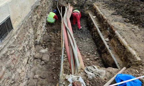 Drumul roman Decumanus Maximus, care trecea prin fața Forului orașului Napoca