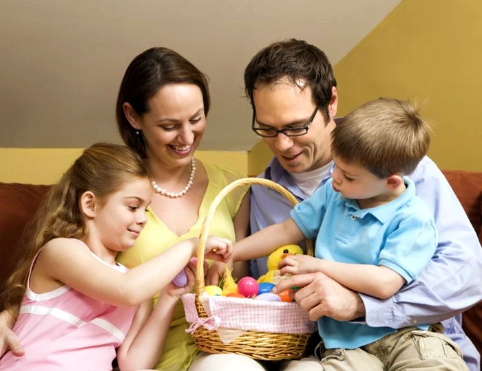 Paşte în familie