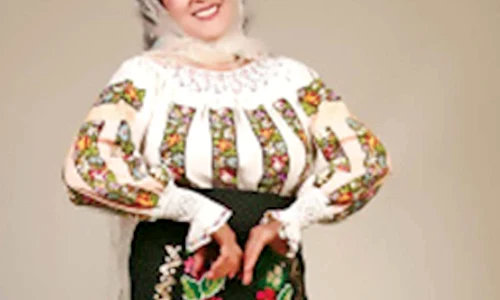 Irina Loghin  spune că  hainele ei  au valoare  inestimabilă jpeg
