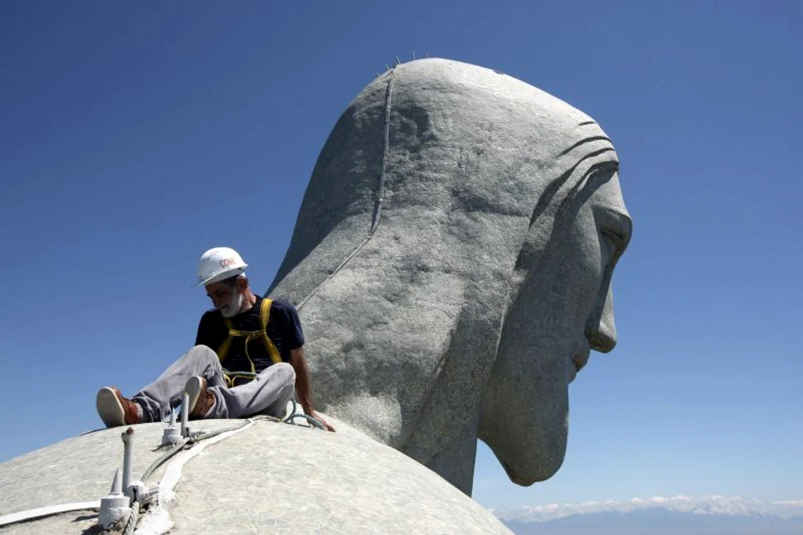 
    Statuia lui Isus din Rio (Foto: Reuters/AFP)  