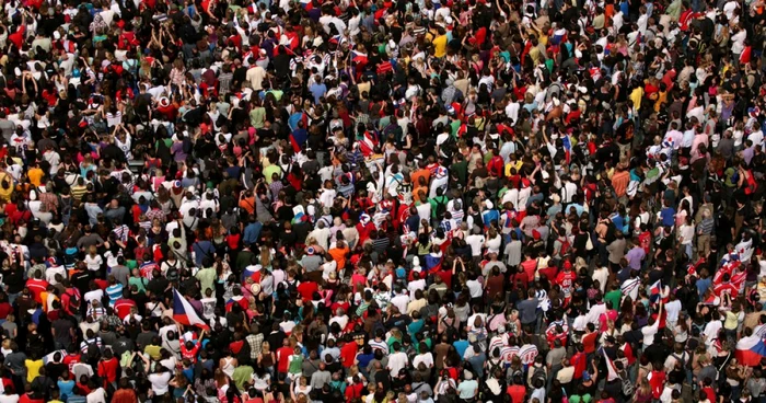 În 2012 planeta a ajuns să numere o populaţie de 7 miliarde de oameni FOTO Shutterstock