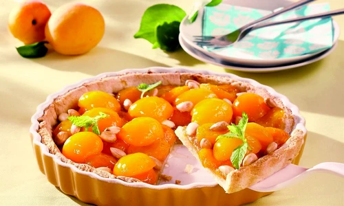tarta cu caise jpeg