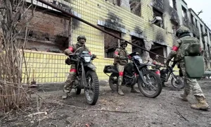 Soldați ruși pe motociclete FOTO PROFIMEDIA jpg