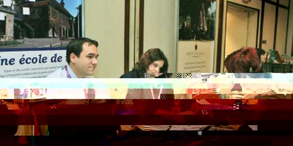 Adolescenţii au vorbit cu reprezentanţii colegiilor la Târgul de Licee de Elită