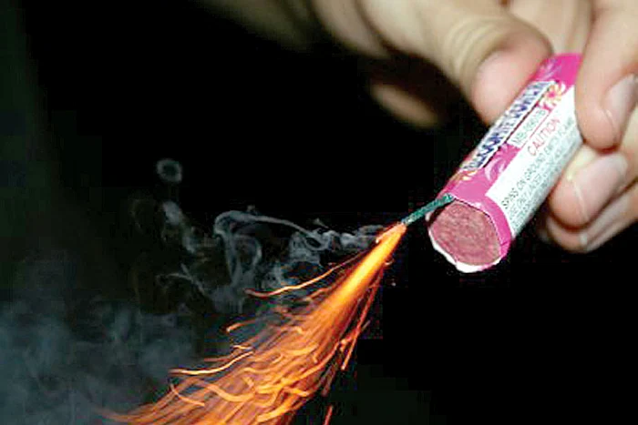 Folosirea petardelor este interzisă prin lege, inclusiv în noaptea de Revelion