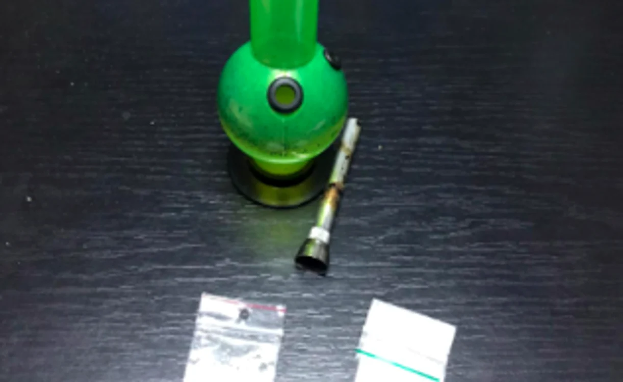 Bong canabis de la Vama Veche Sursa Poliţia Română