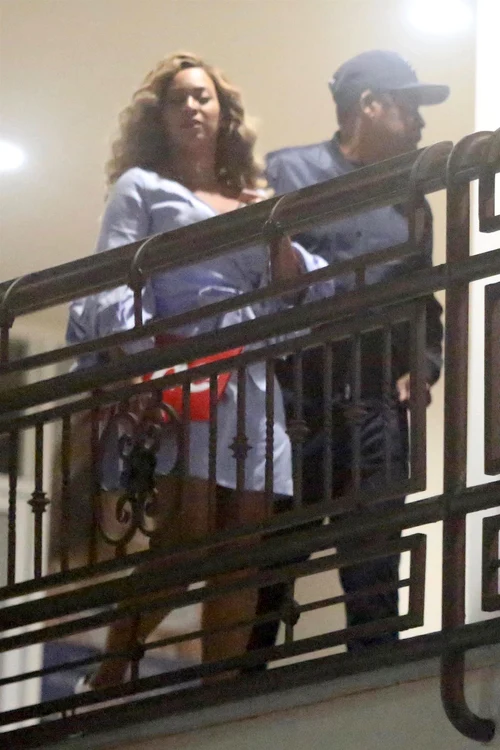 Jay Z and Beyonce grab dinner at Sushi Park in West Hollywood jpeg