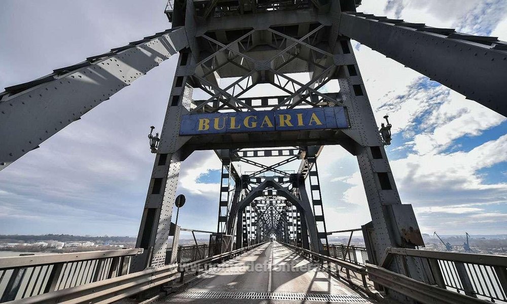 Șoferii sunt avertizați să evite traversarea Podului Giurgiu-Ruse. Anunțul Poliției de Frontieră
