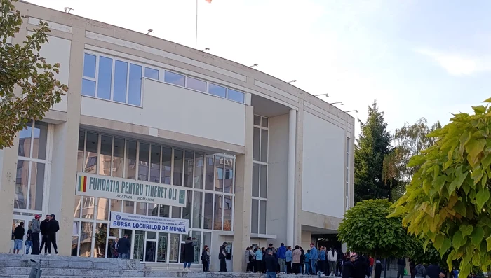 bursa locuri de munca absolventi octombrie 2026   foto alina mitran (4) jpeg