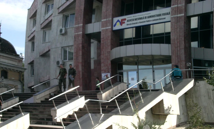 Sediul Fiscului din Botoşani este acolit de majoritatea oamenilor de afaceri