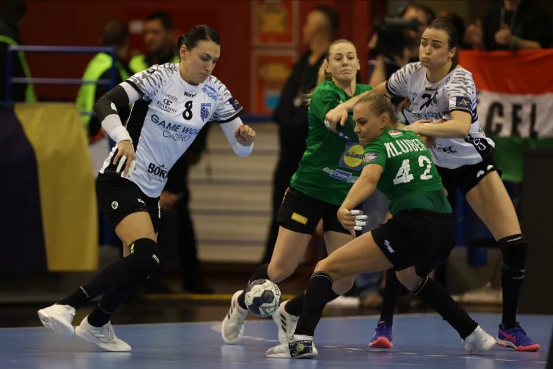 Cristina Neagu nu a putut să-și ajute echipa să învingă la BudapestaFOTO: Sportpictures.eu