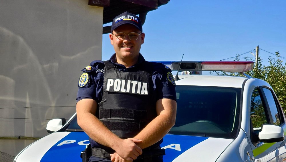 Bărbat înjunghiat, aflat în stare critică, salvat de un polițist din Mureș