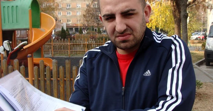 Adelin Matei, un tată căruia i-a murit copilul, a făcut plângere la Parchet împotriva medicilor care l-au tratat pe micuţ cu.... dezinteres