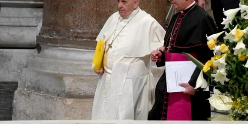 Cardinalul Angelo de Donatis impresuna cu Papa Francisc FOTO EPA-EFE