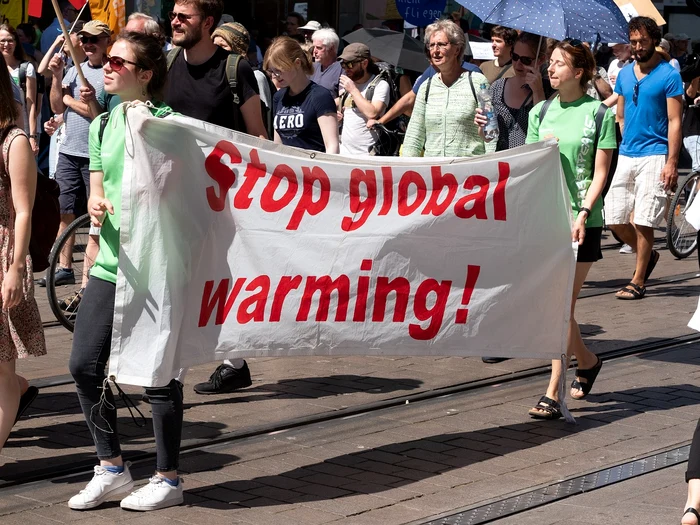 Marș pentru stoparea schimbărilor climatice