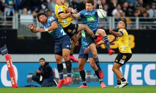 Auckland Blues s a impus în fața lui Hurricanes Wellington jpeg