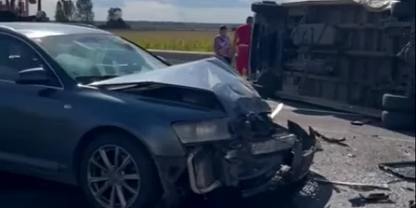 Accident rutier în Satu Mare. Foto: Captură video Facebook/ Presa Satu Mare