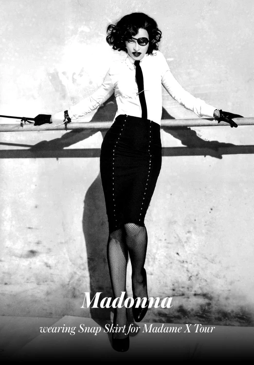 Murmur - Madonna - photocredit Steven Klein