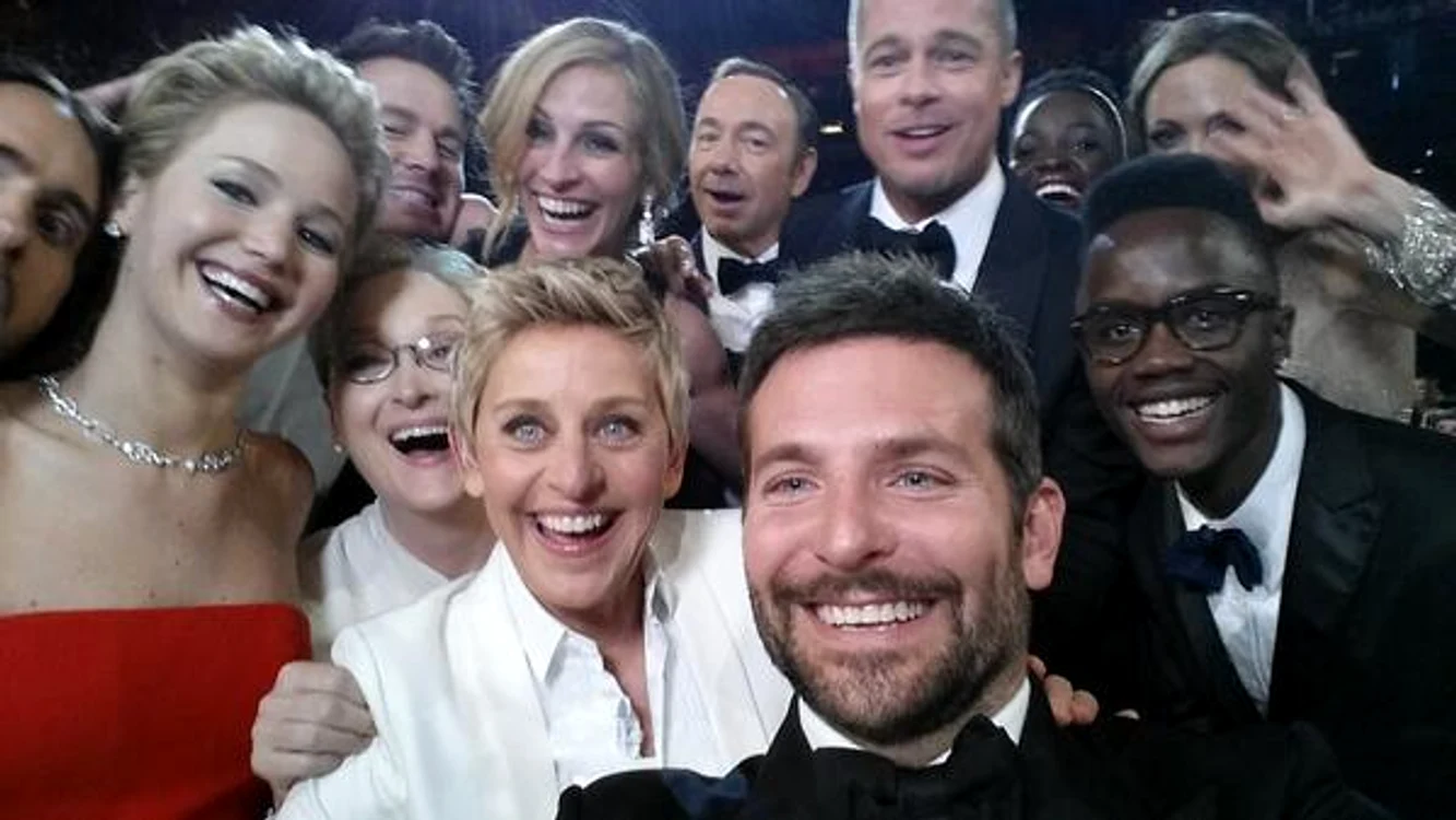 Ellen DeGeneres şi alte staruri (foto: Twitter)