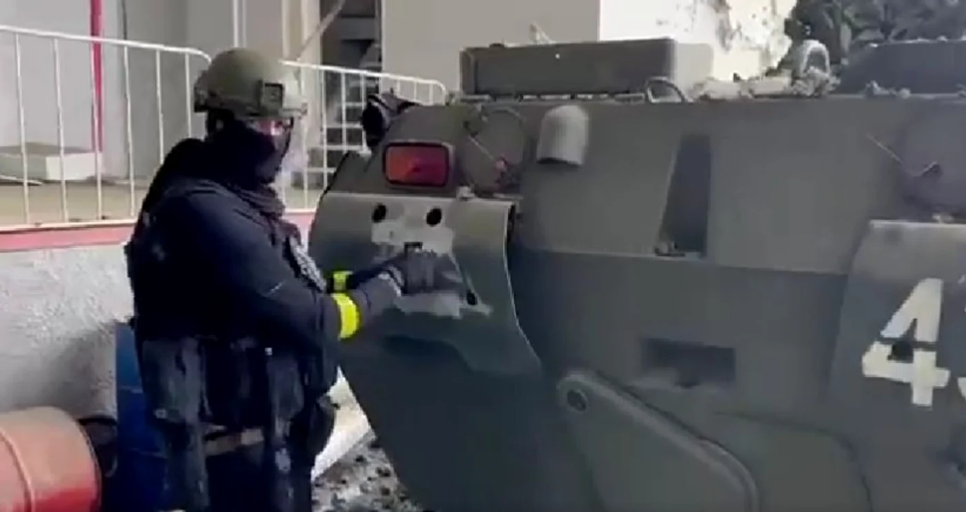 Tanc rusesc capturat de combatanții anti-Putin FOTO Twitter