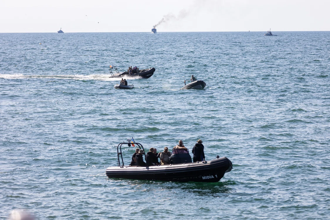 Exerciții militare în portul Constanța