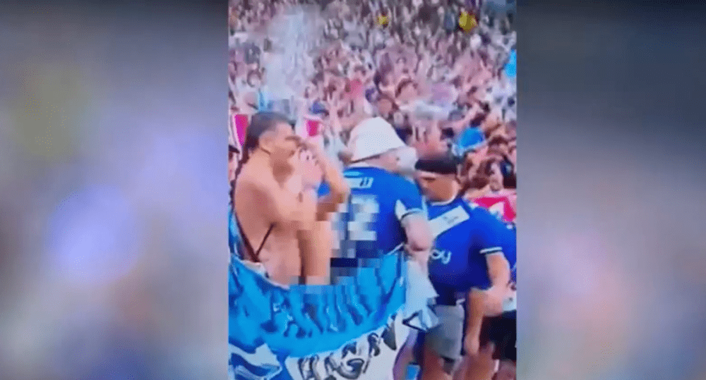 Cine este tânăra care a făcut topless la finala CM 2022 și ce s-a întâmplat cu ea FOTO VIDEO