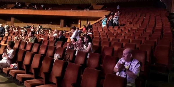 Sala Palatului la finalul concertului cu opera Mathis der Maler