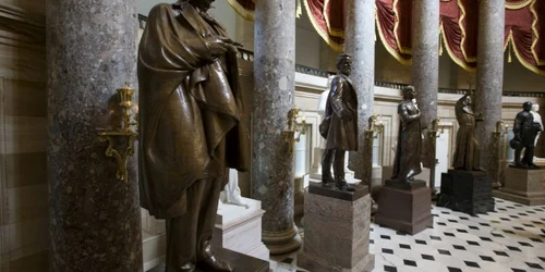 Statui Capitoliu presedinte Jefferson Davis FOTO EPA-EFE