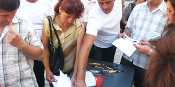 Vâlcenii, nemulţumiţi de oferta Bursei Locurilor de Muncă