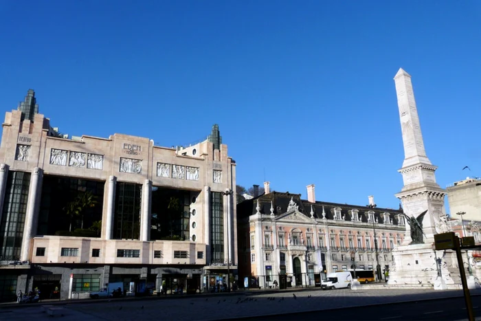 Piaţa Restauradores din Lisabona, locul de unde turistele britanice au fost „răpite“ de sub privirile turiştilor şi localnicilor îngroziţi FOTO lisbon.net