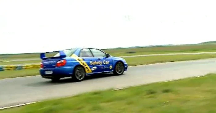 Victor este pilot de curse şi participă la numeroase competiţii (captură: PRO TV)