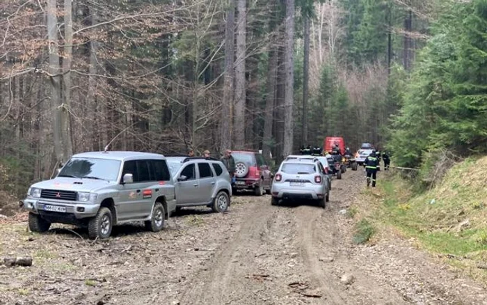 Rescue 4x4 are peste 1800 de membri activi care intervin în toată ţara atunci când sunt solicitaţi de autorităţi sau de oameni aflaţi la nevoie FOTO Facebook.com/rescue4x4