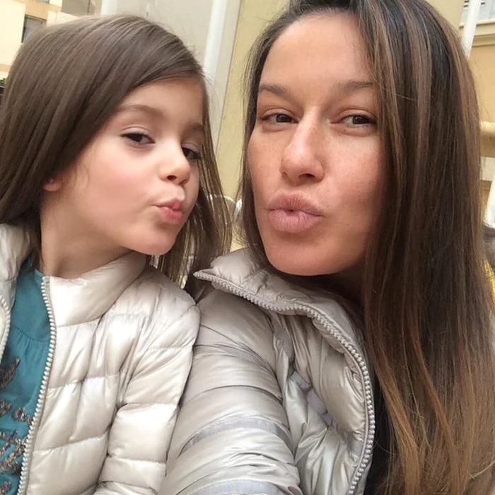 Raluca Sandu și fiica ei, Simona (4 ani și 8 luni)Foto: Arhiva personală