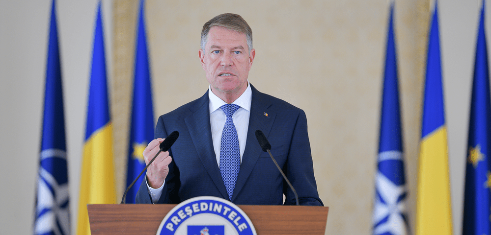Dirijorul Cristian Măcelaru, decorat de Iohannis